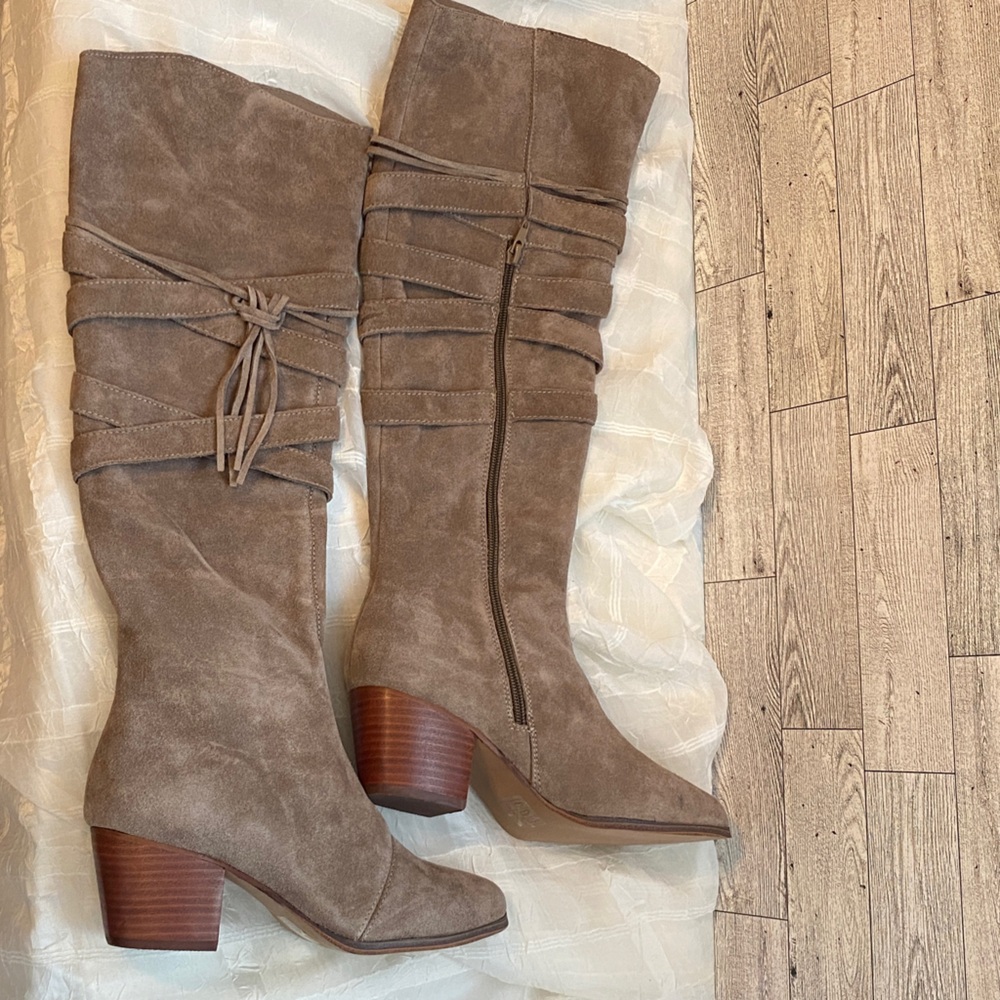 Sole Society Cow Suede Taupe Over the Knee Boots 7.5M. New in box. 1” heel.